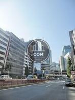新橋駅方向へ連絡する通りです