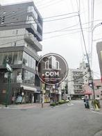 十字路角地です