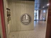 エレベーター内から見た風景