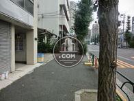 ゆとりのある歩道です