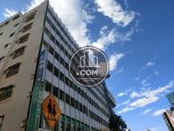 クリーム色の落ち着いた外観