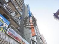 袖看板は大きく目立つため目に止まります