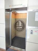 エレベーターかご内