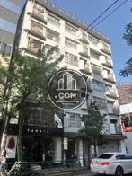 マンションタイプのビルです