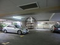 駐車場を撮影