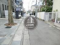 交通量は少ないです