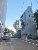 築地駅方向へ向かう通りです