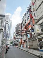 沢山の店舗が軒を連ねるエリア