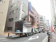 東銀座駅剛面へ連絡します