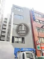 無駄な凹凸の無いシンプルな外壁