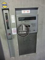 エレベーターフロアにはインターホンと見取り図