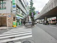 六本木通りに面しています