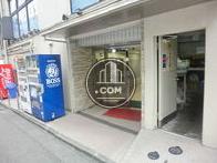 園トランスホール入口です