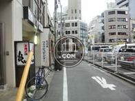 駅から歩いて1分の立地に建ちます