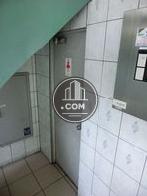 エントランス内に女子トイレがあります