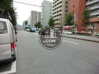 幅の広い道路です