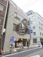 お昼時はランチタイムでにぎあいます