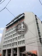 最上階の広い窓がポイントです