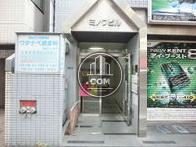入口横の入口