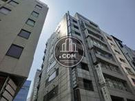 ２面に窓があります