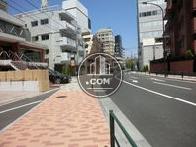 正面道路は412号線となります。写真は北を向きに撮影しています
