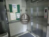 銀色がスッキリした印象