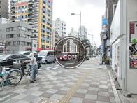 幅広い歩道