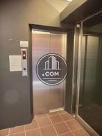 エレベーターは1基設置されています