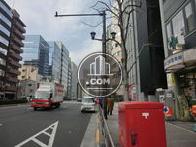 前面道路四谷方面です