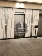 重厚感あるエレベーター