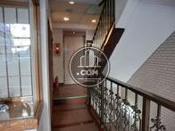 大変清潔感のあるエントランスです