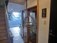 大変明るく開放的な雰囲気がございます