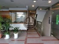 趣のあるエントランスです