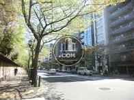 交通量の多い通り
