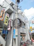 様々な業種のテナント様が入居