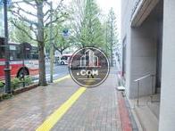 幅広い歩道