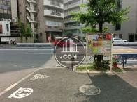 物件から入口から見た周辺です