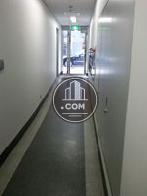 裏口へと続く通路です