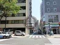隣接する脇道