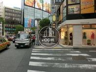 前面の道路です