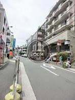 傾斜面沿いに見えます