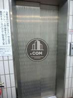 エレベーターが一基あります