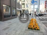 歩道はゆったりとした幅がございます