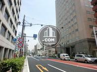 交通量の多い通り