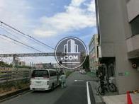 前面道路です