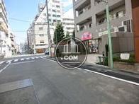 駅至近ですが車通りの無い静かな立地です