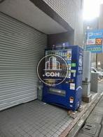 玄関横に自動販売機がありました
