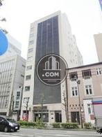 モノトーンでレイアウトされた外装