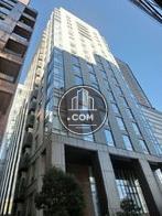 建物外観見上げるアングル