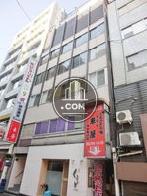 袖看板があり、宣伝効果抜群です
